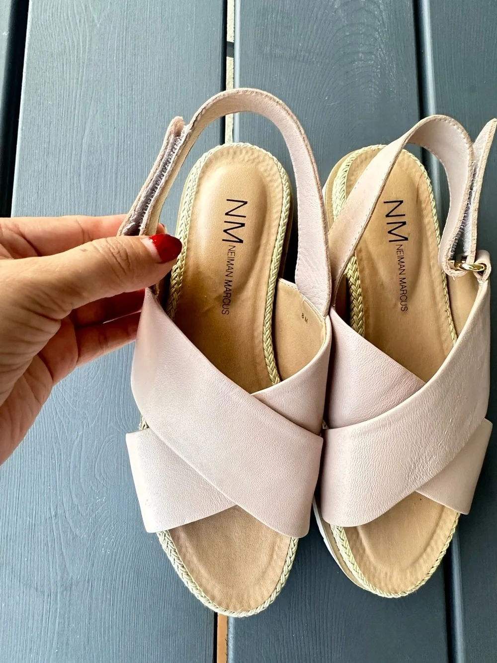 NM by Neiman Marcus Blush Leather Crisscross Slingback Sandals size 8